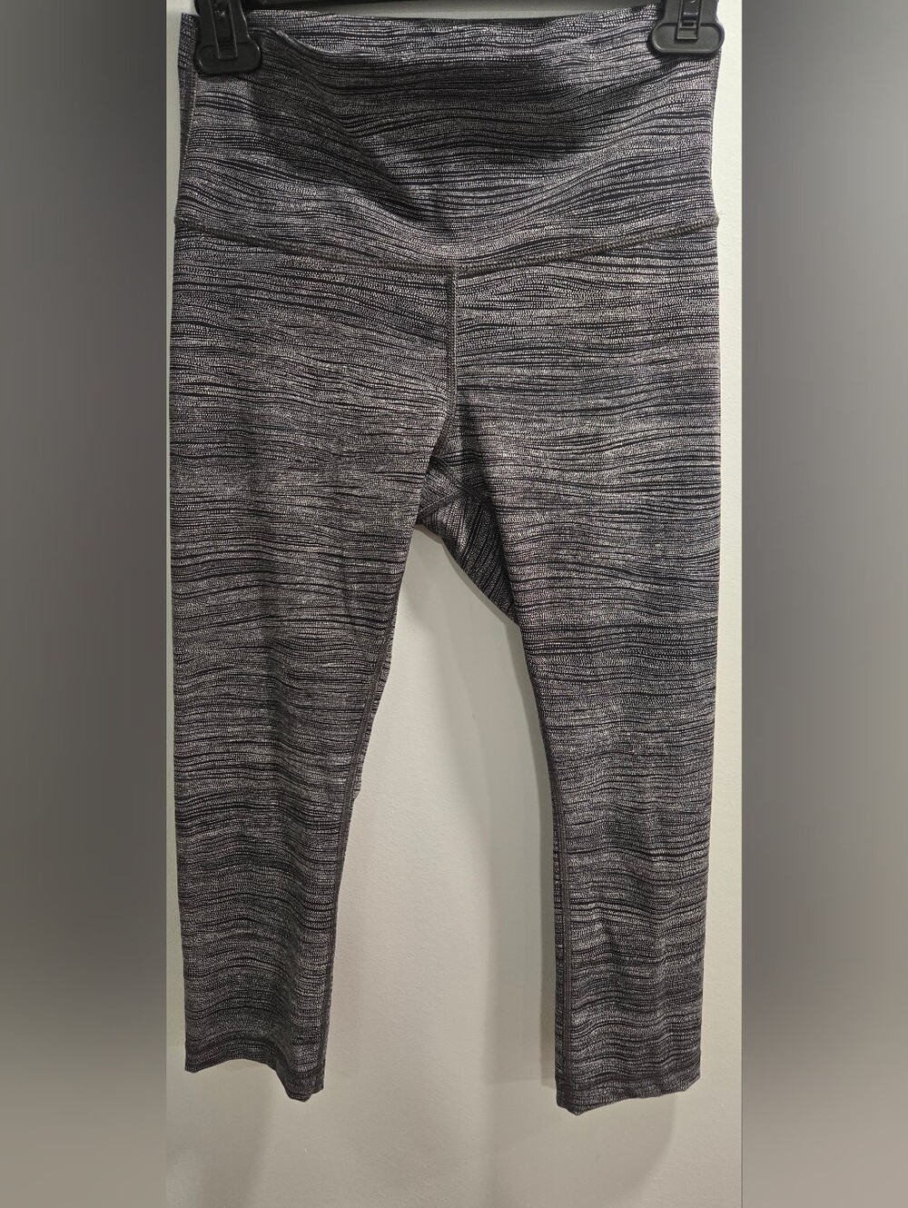 Lululemon Wunder Under High-Rise Crop Capri Leggings *Bit Point Ice Grey Black S